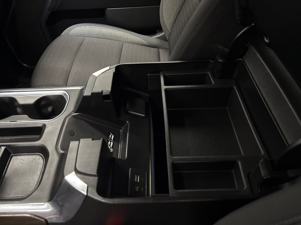 Used 2024 Chevrolet Silverado 1500 LT AWD/4WD image 20