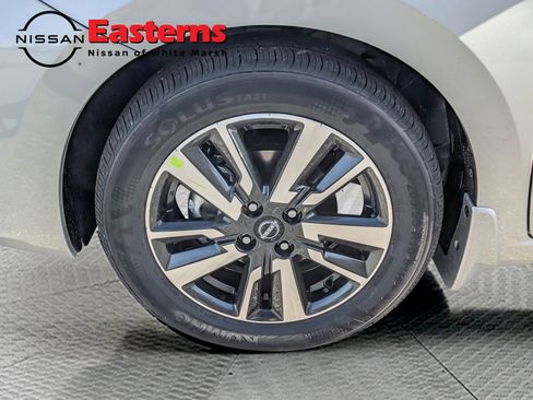 New 2025 Nissan Versa SV w/ Trunk Package image 28