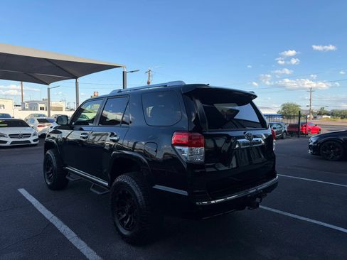Used 2013 Toyota 4Runner SR5 AWD/4WD image 7