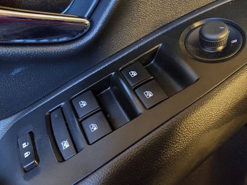 Used 2021 Chevrolet Trax LS w/ Tint and Cruise Package image 27