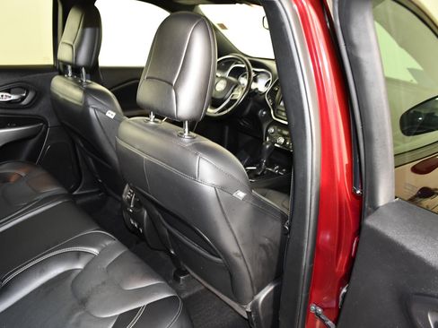Used 2021 Jeep Cherokee Latitude Lux 80th Anniv w/ Quick Order Package 26U 80TH AWD/4WD image 45