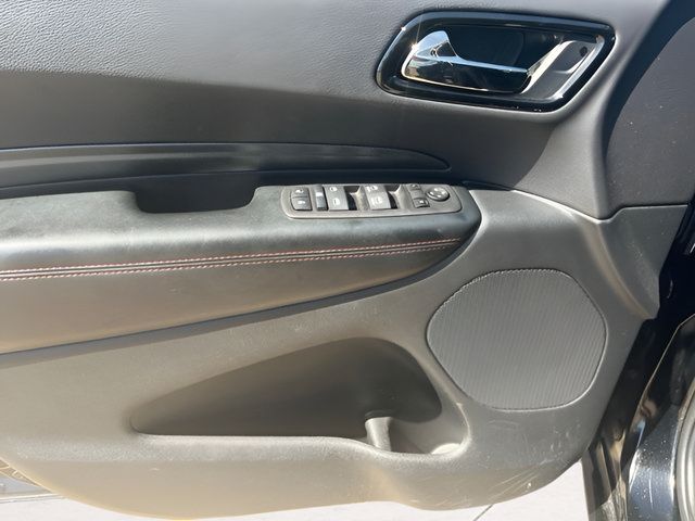 Used 2025 Dodge Durango GT AWD/4WD image 14