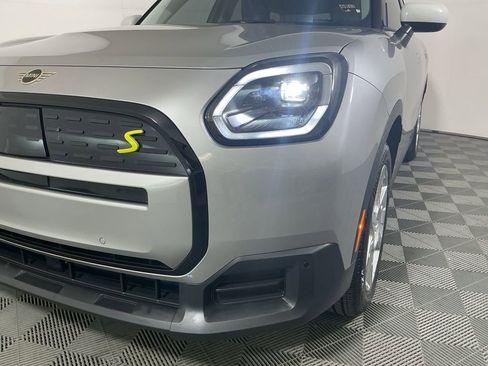 Certified 2025 MINI Cooper Countryman SE image 5
