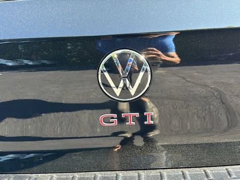 Used 2024 Volkswagen GTI SE FWD image 13