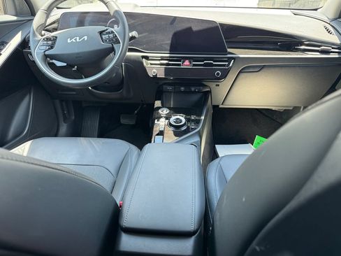 Used 2024 Kia Niro Wind FWD image 5