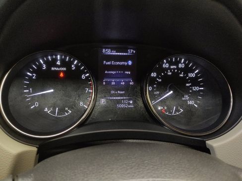 Used 2018 Nissan Rogue Sport SV AWD/4WD image 23