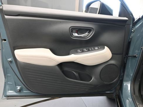 Used 2024 Honda HR-V EX-L image 31