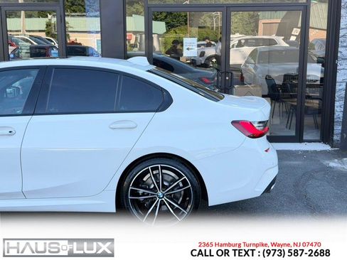Used 2022 BMW 330i xDrive Sedan w/ M Sport Package AWD/4WD image 8