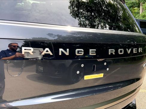 Used 2023 Land Rover Range Rover SE AWD/4WD image 29