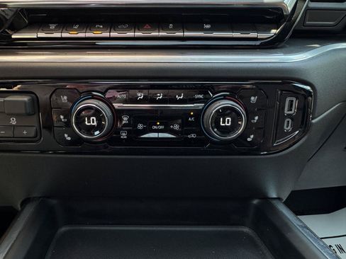 Used 2026 Chevrolet Silverado 2500 High Country w/ Technology Package AWD/4WD image 25