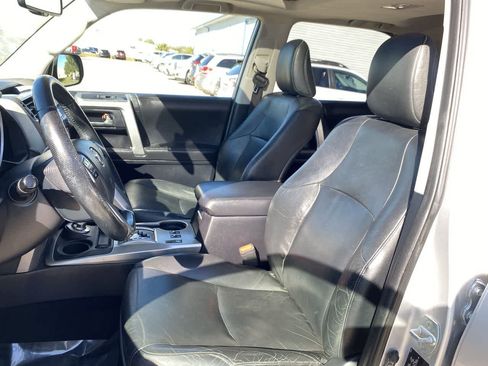 Used 2011 Toyota 4Runner Limited image 15