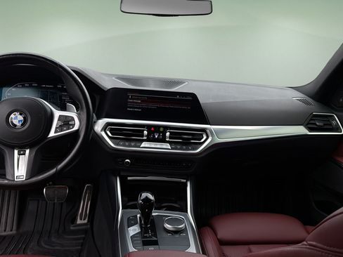 Used 2022 BMW M340i RWD image 9