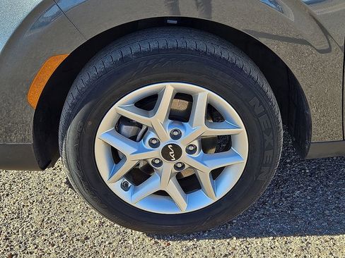 Used 2024 Kia Soul LX w/ Option Group 015 image 10