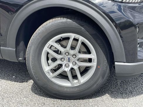 New 2025 Ford Explorer Active w/ Active Comfort Package image 24