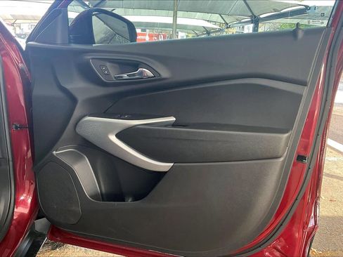 Used 2024 Chevrolet Trax LS w/ LS Convenience Package image 23