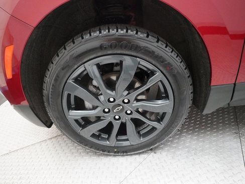 Used 2023 Chevrolet Equinox RS w/ LPO, Floor Liner Package image 27