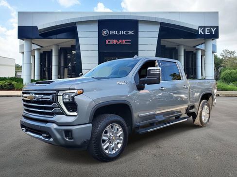 Used 2024 Chevrolet Silverado 3500 High Country w/ Technology Package image 3