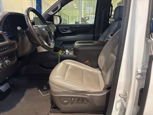 Used 2021 Chevrolet Tahoe LT AWD/4WD image 17