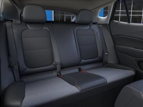 New 2026 Chevrolet Trax LT w/ Driver Confidence Package FWD image 19