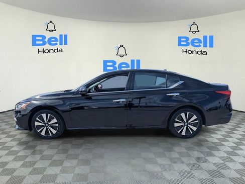 Used 2020 Nissan Altima 2.5 SL image 2