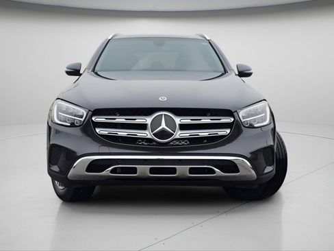Used 2021 Mercedes-Benz GLC 300 image 3