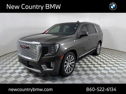 Used 2021 GMC Yukon Denali w/ Denali Ultimate Package AWD/4WD image 3