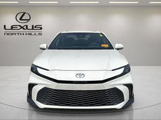 Used 2025 Toyota Camry SE w/ Multimedia Upgrade Package FWD video 2