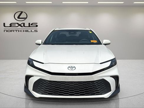 Used 2025 Toyota Camry SE w/ Multimedia Upgrade Package FWD image 2