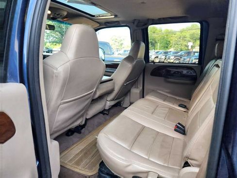 Used 2004 Ford F350 Lariat AWD/4WD image 14