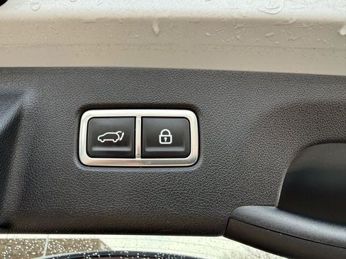 Used 2021 Kia Sorento SX Prestige image 19