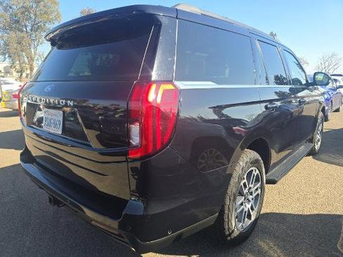 Used 2025 Ford Expedition Active image 4