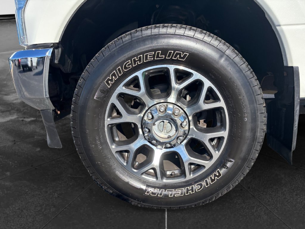 Used 2020 Ford F350 Lariat w/ Lariat Ultimate Package AWD/4WD image 15
