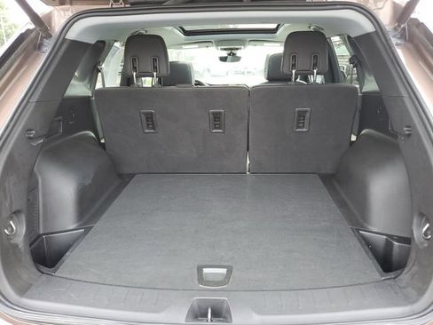 Certified 2019 Chevrolet Blazer LT w/ Sun and Wheels Package AWD/4WD image 8