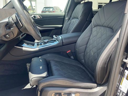 Certified 2024 BMW X5 xDrive40i w/ M Sport Package AWD/4WD image 7