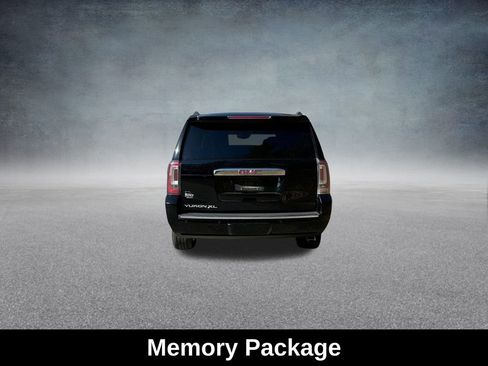 Used 2019 GMC Yukon XL Denali w/ Denali Ultimate Package image 9