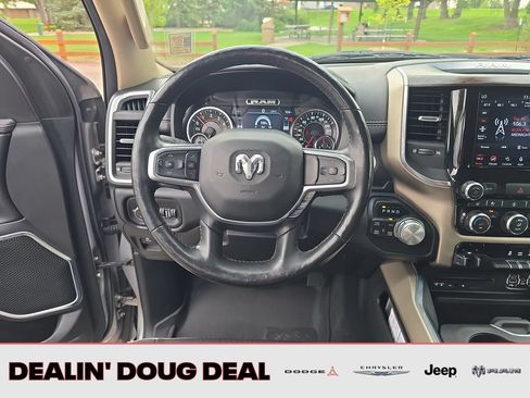 Used 2019 RAM 1500 Laramie AWD/4WD image 15