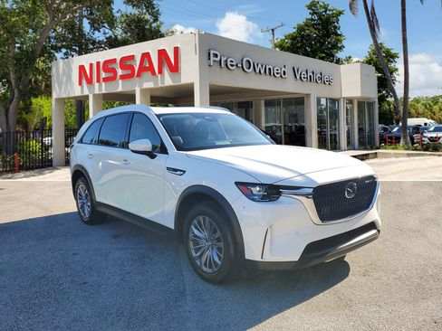 Used 2025 MAZDA CX-90 3.3 Turbo w/ Preferred Package image 3