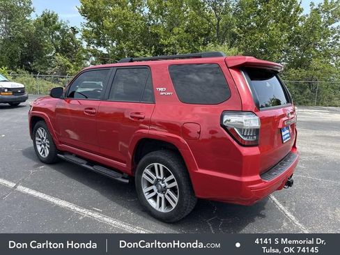 Used 2022 Toyota 4Runner TRD Sport AWD/4WD image 6