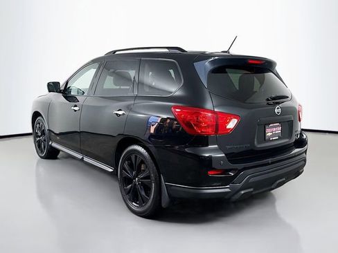 Used 2018 Nissan Pathfinder SL w/ Midnight Edition Package image 8