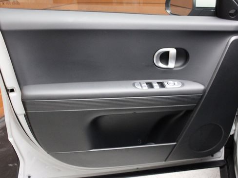 Used 2024 Hyundai Ioniq 5 SEL image 44