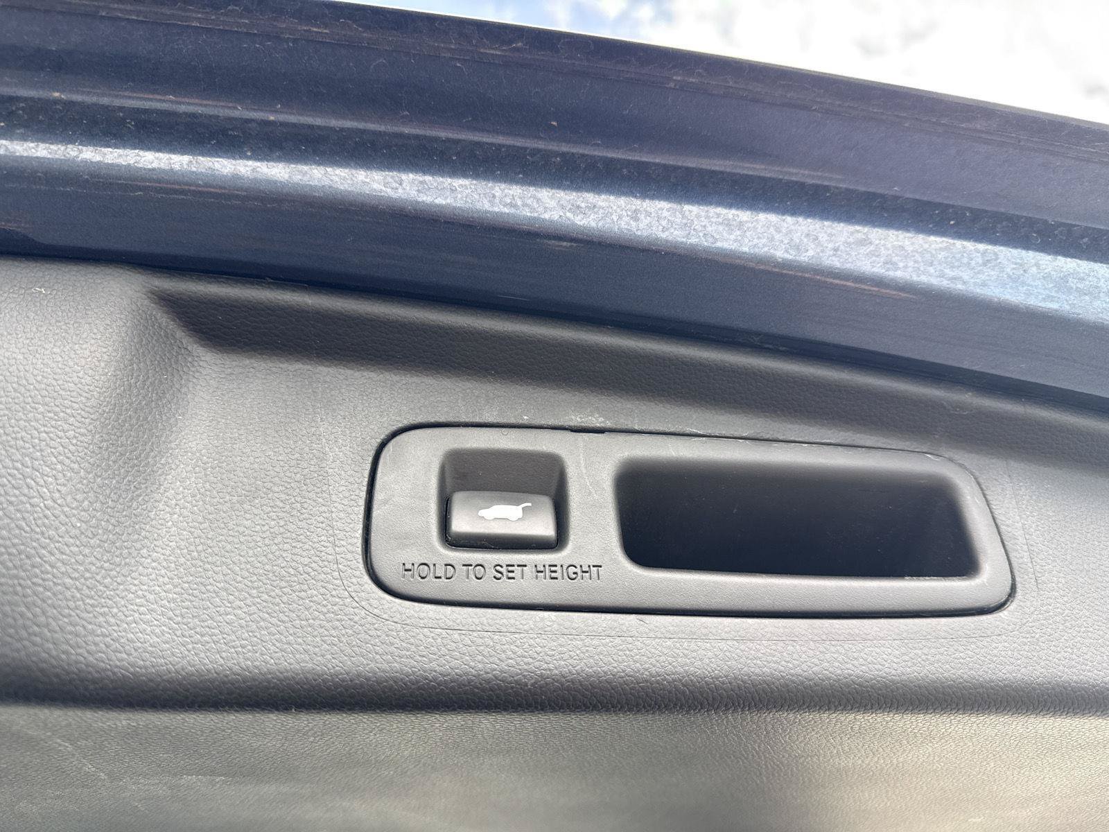 Certified 2024 Honda CR-V EX-L image 8