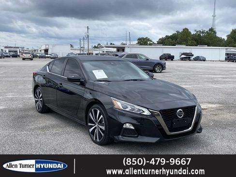 Used 2022 Nissan Altima 2.5 SR FWD image 1