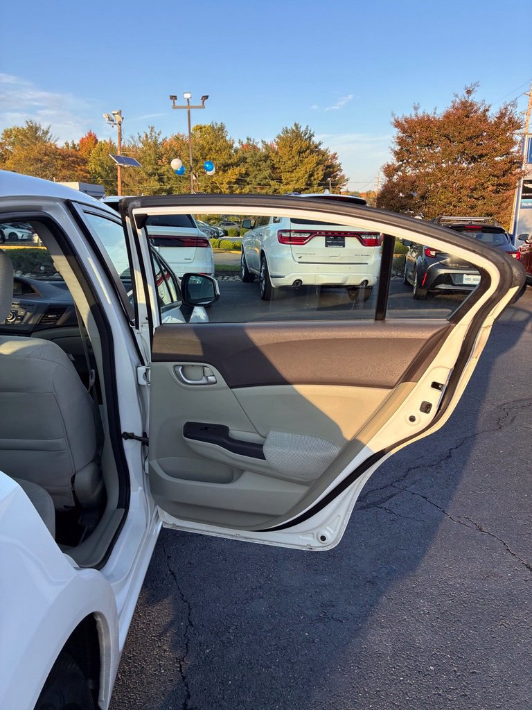 Used 2012 Honda Civic LX image 21