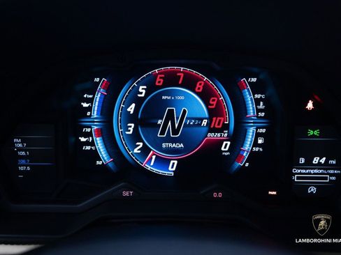 Used 2018 Lamborghini Aventador S image 66