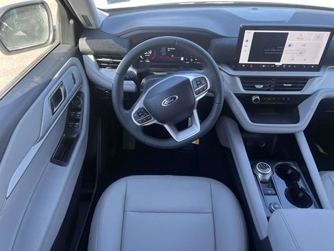 New 2026 Ford Explorer Active w/ Active Comfort Package RWD image 4