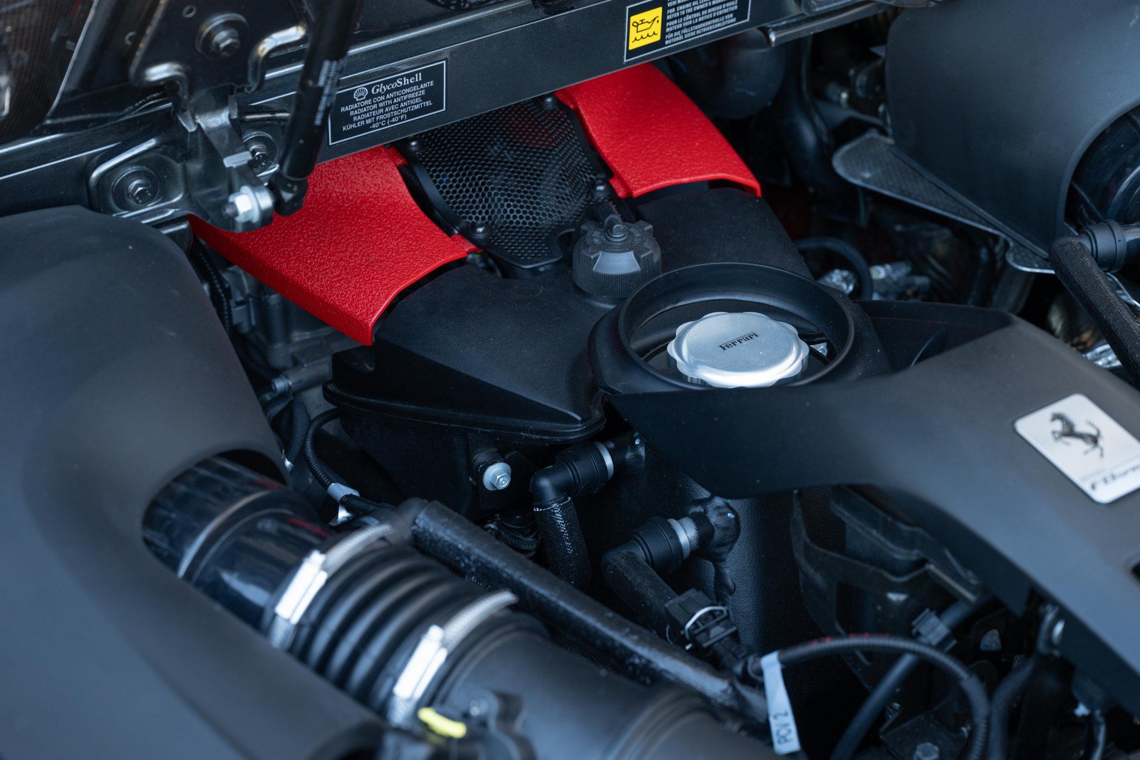 Used 2023 Ferrari F8 Tributo RWD image 23