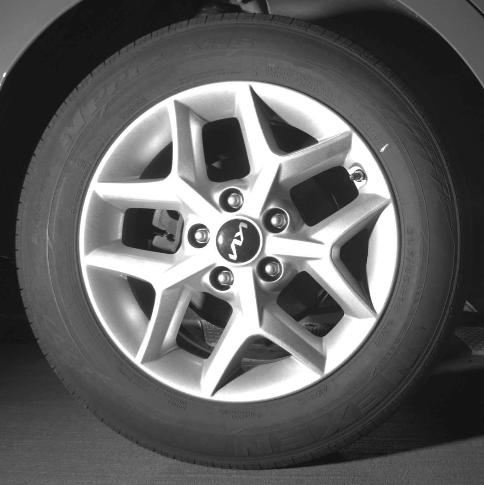 Used 2025 Kia Soul LX w/ LX Technology Package FWD image 26