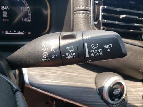 Used 2024 Jeep Wagoneer L Series III w/ Premium Group I AWD/4WD image 30