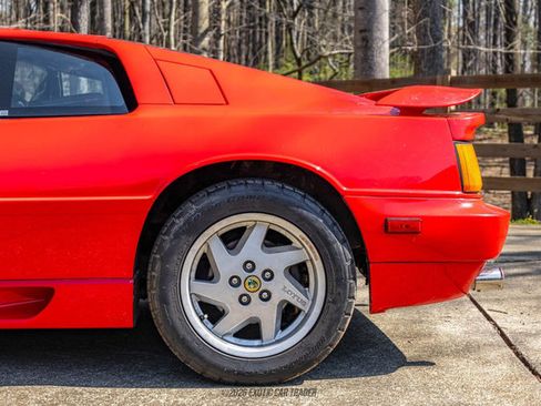 Used 1991 Lotus Esprit SE RWD image 5