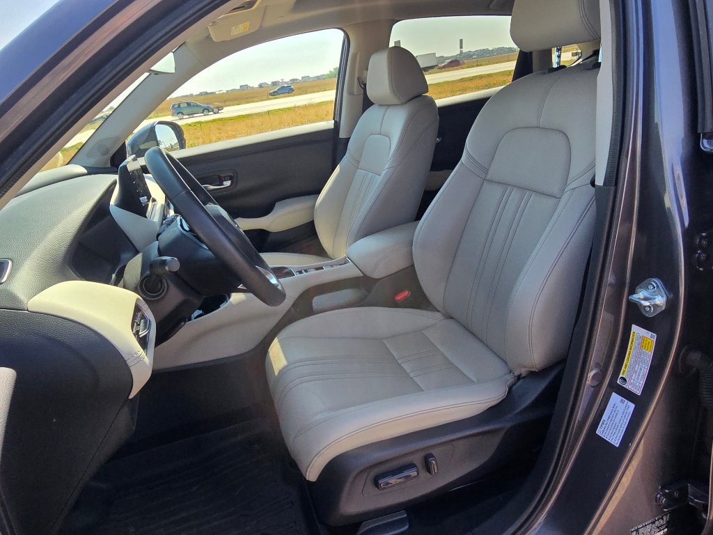 Used 2026 Honda HR-V EX-L image 12